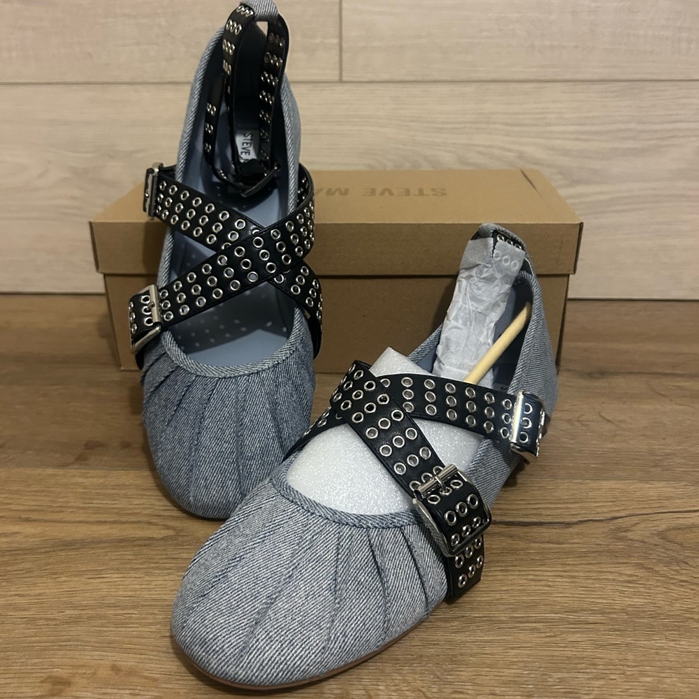 Steve Madden Bryar Ankle Strap Flat 11